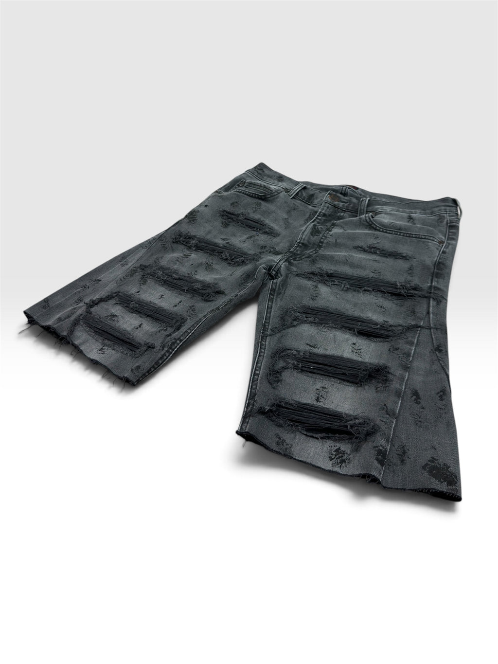 distressed&flared skull shorts