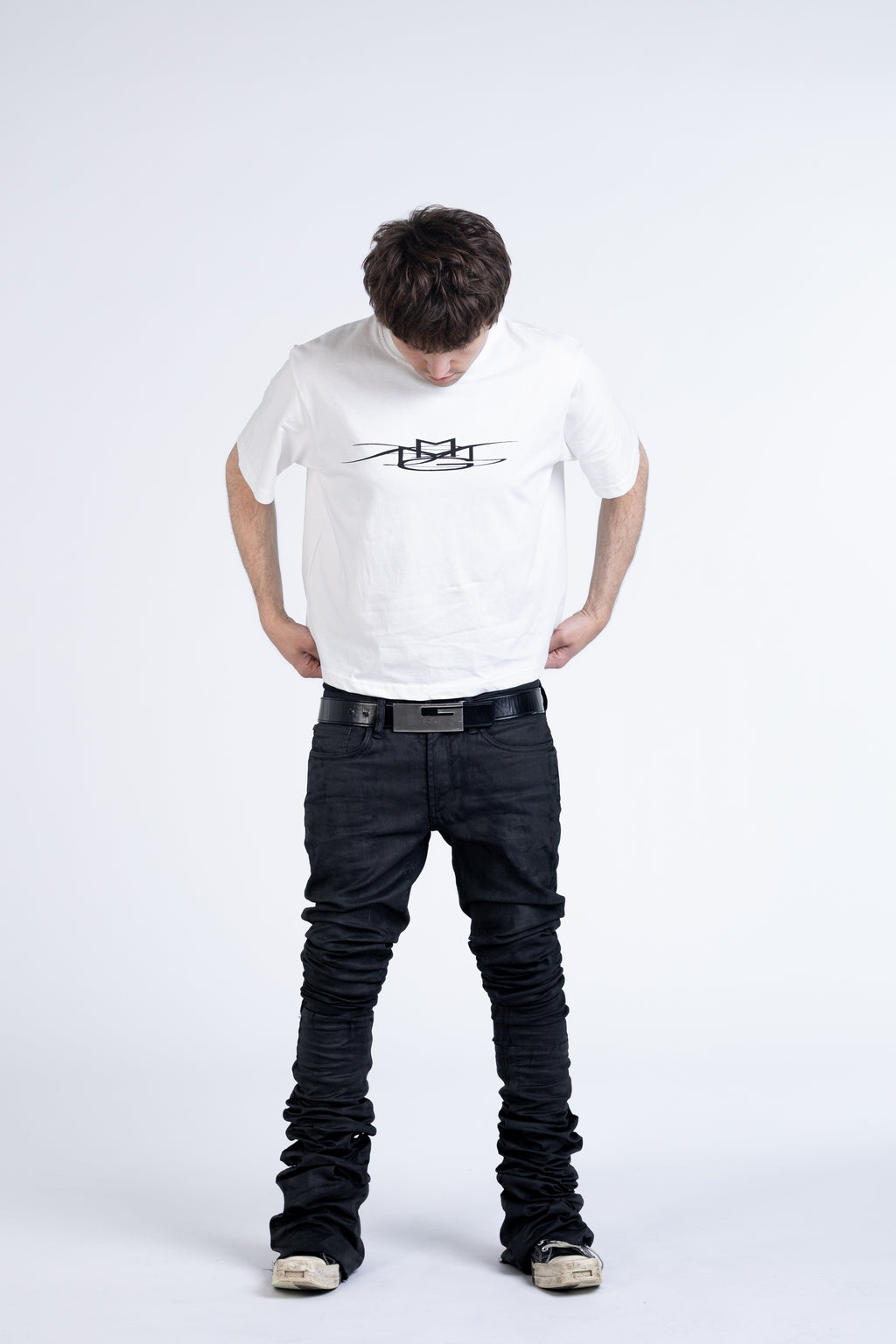 may*ach logo white tee