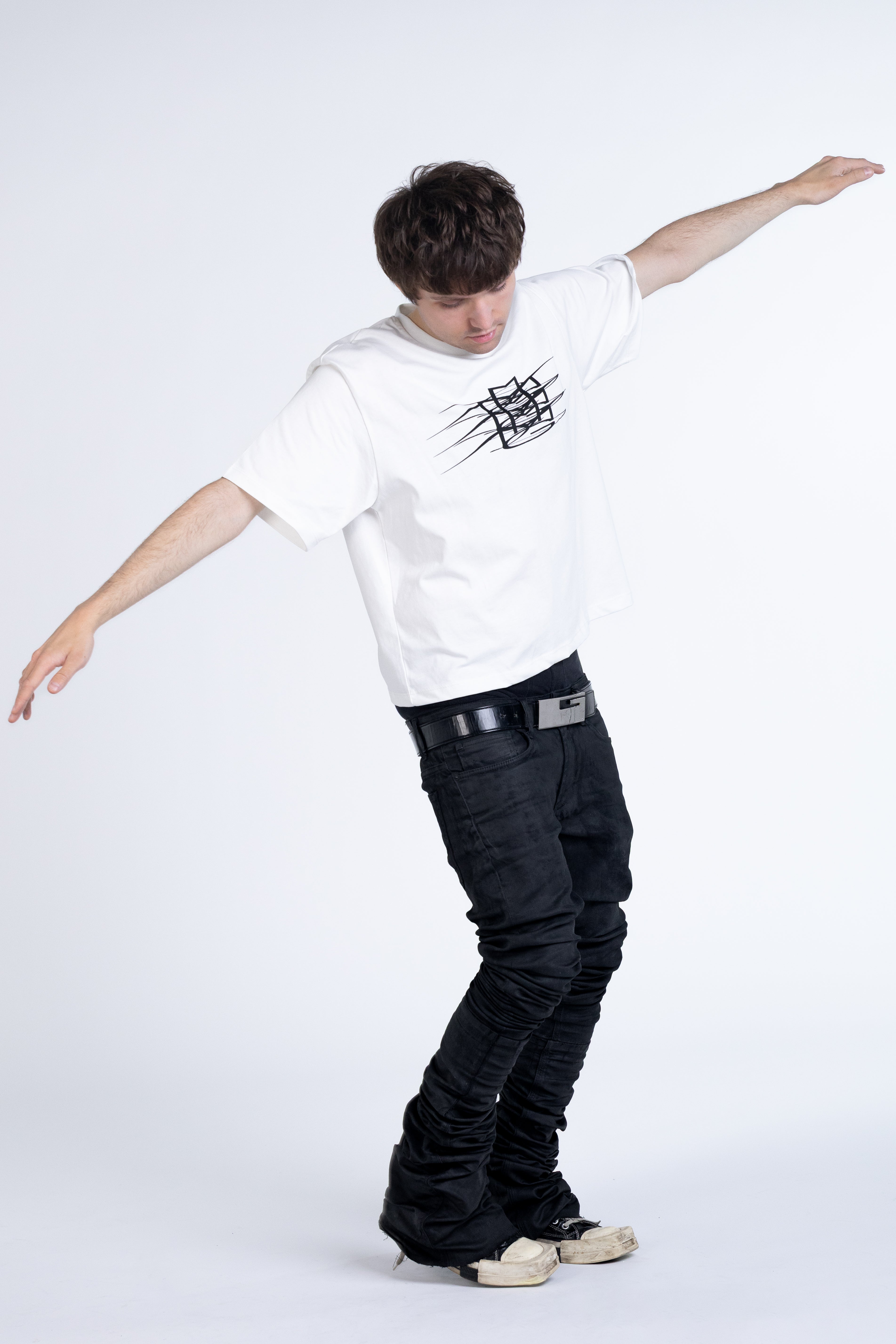 may*ach tripple logo white tee