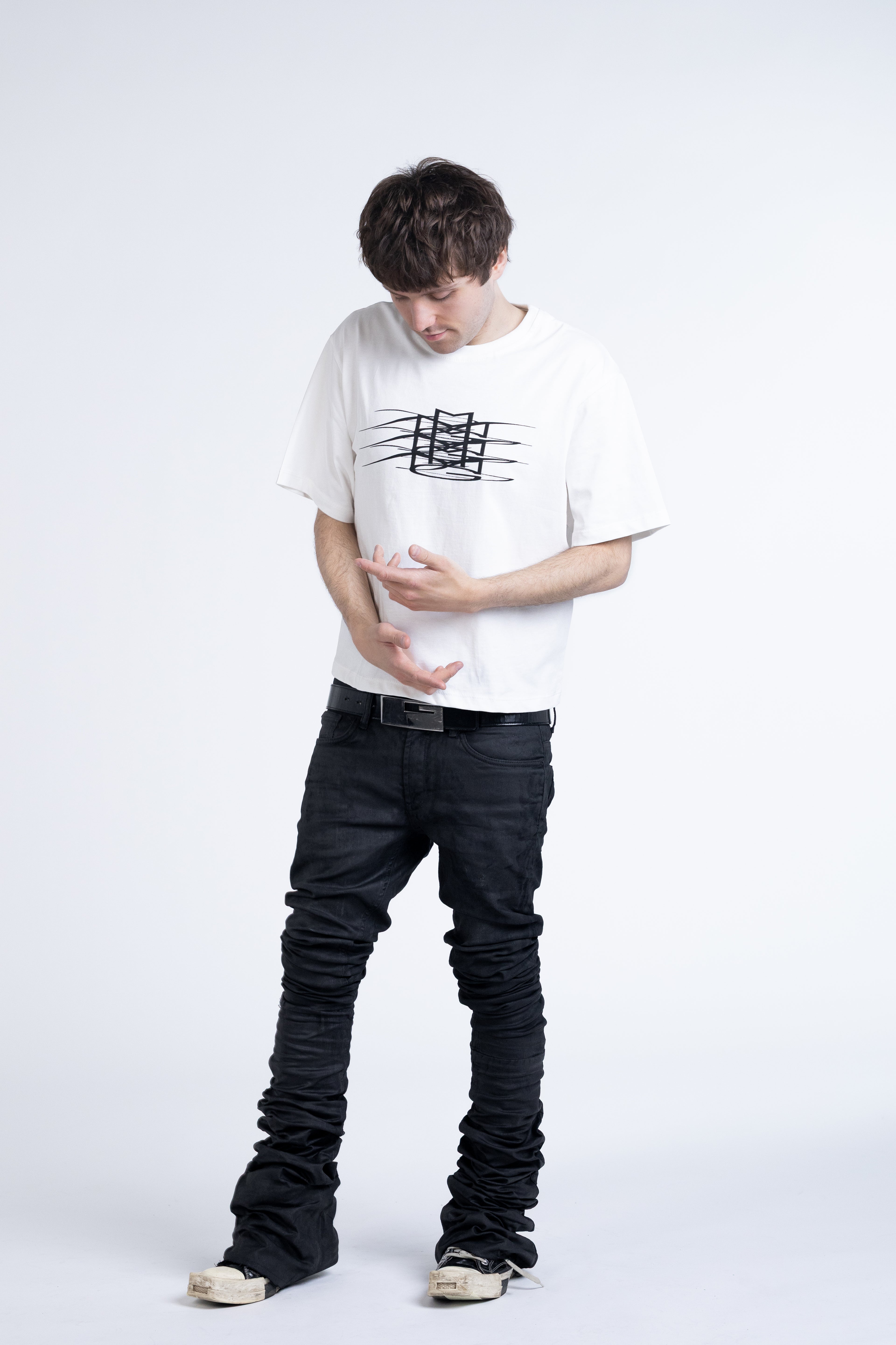 may*ach tripple logo white tee