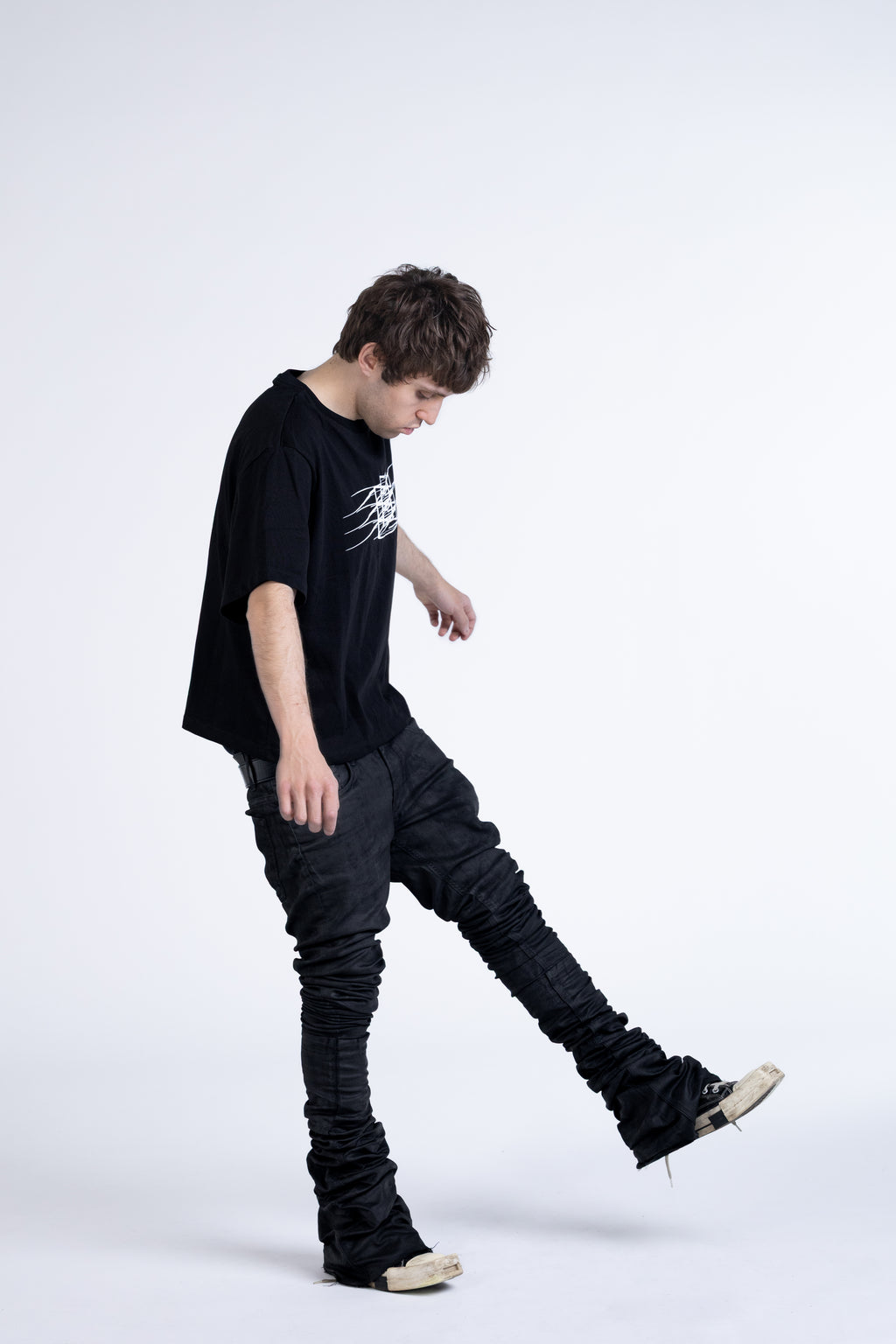 may*ach tripple logo black tee